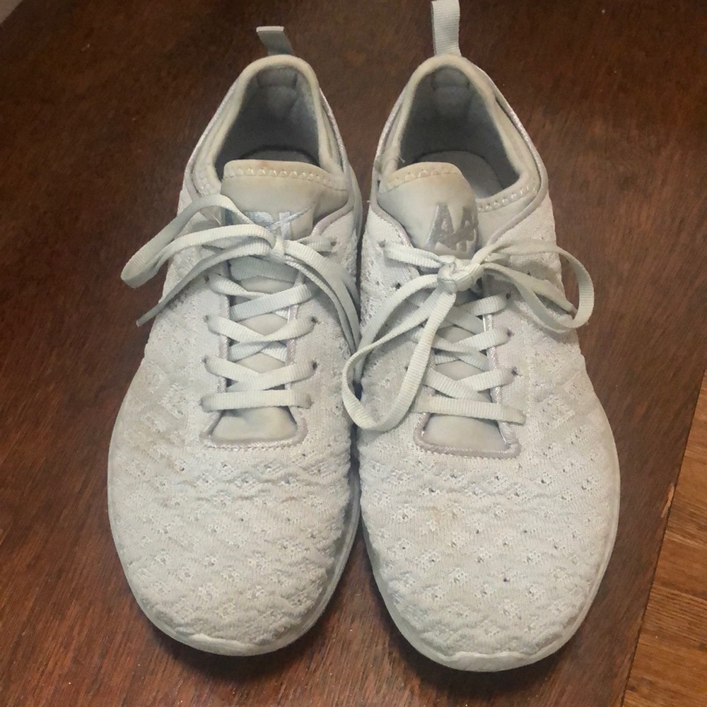 APL Techloom Phantom Light Grey Walking Shoes, 8